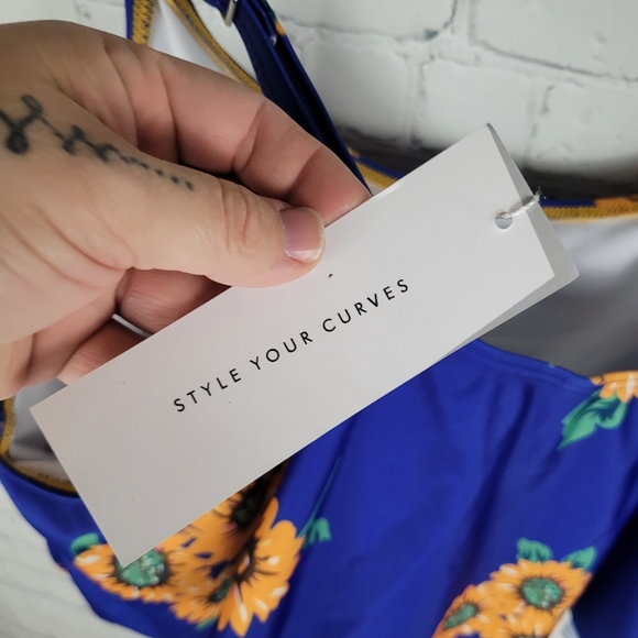 ROSEGAL | sunflower flowy swim bathing suit bikini top - Picture 7 of 8